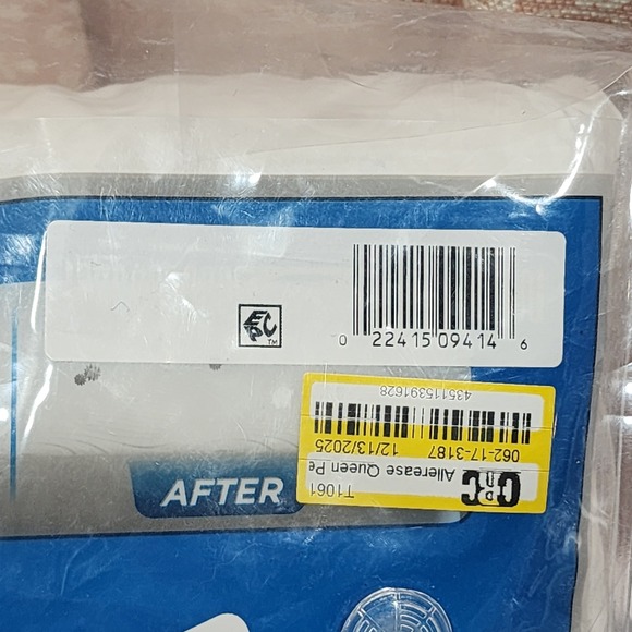 Allerease Clean Boost Cool Touch Queen Fitted Mattress Protector Waterproof - Picture 5 of 8